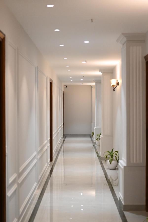 Elegance Regency Hotel Khanna  Екстериор снимка